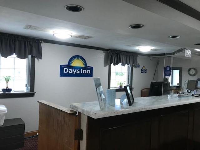 Days By Wyndham Amherst