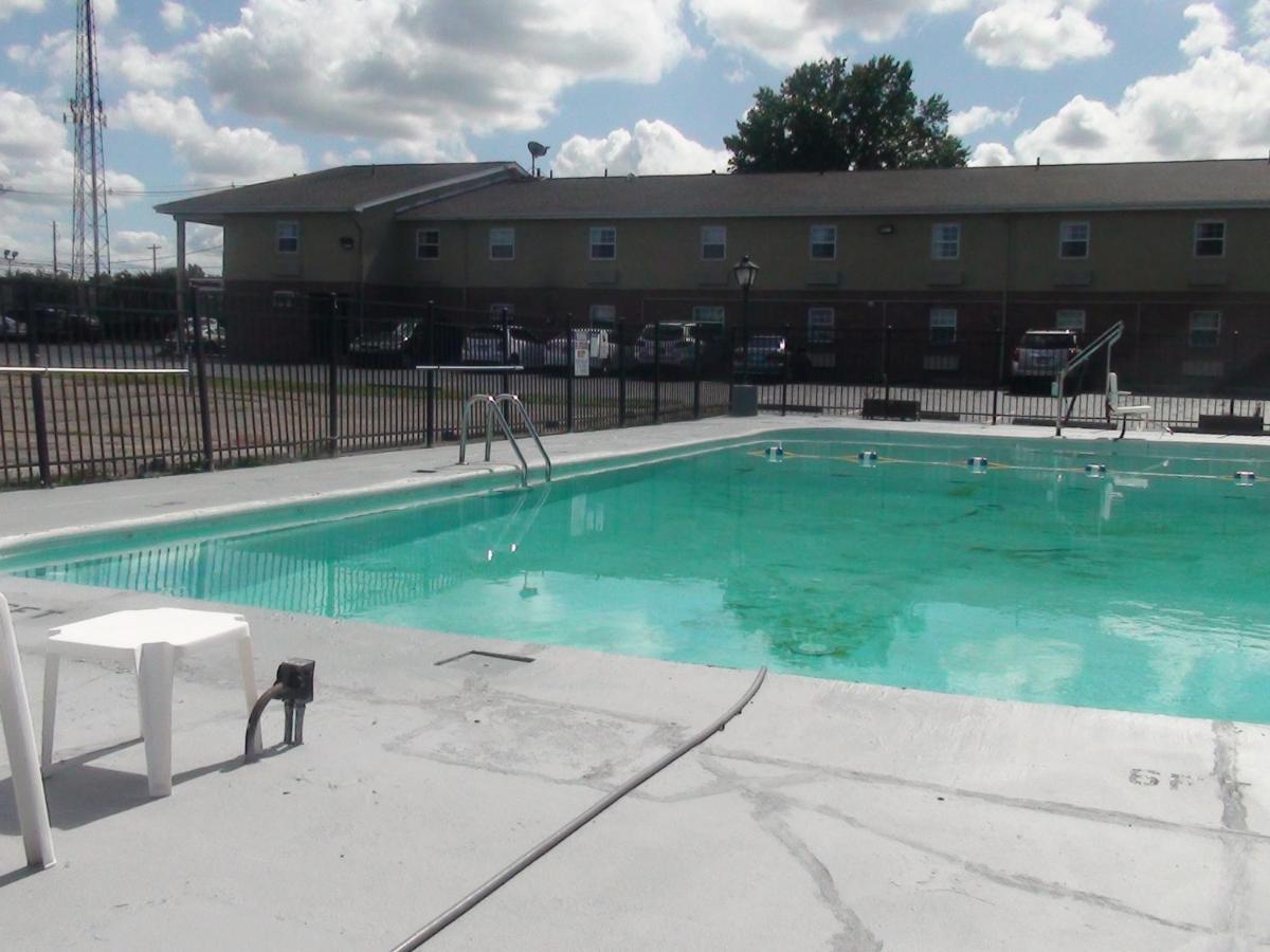 Days By Wyndham 2* Amherst