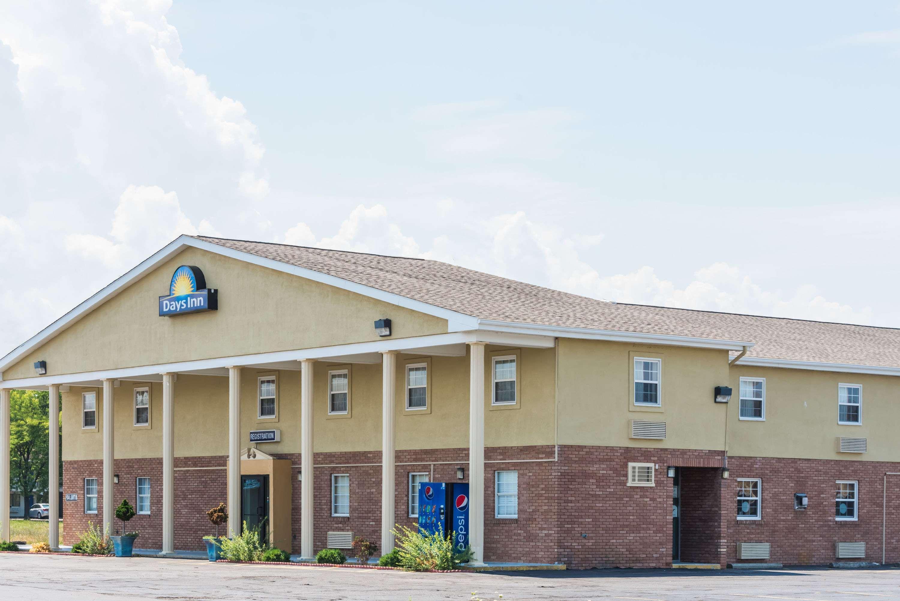 Hotel Days By Wyndham Amherst