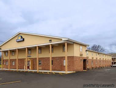Days By Wyndham 2* Amherst